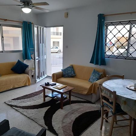 Sunshine Holiday Apartment 4 Next To The Sea St. Paul's Bay Bagian luar foto