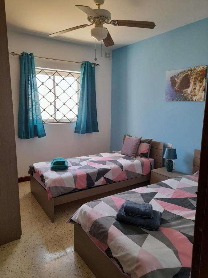 Sunshine Holiday Apartment 4 Next To The Sea St. Paul's Bay Bagian luar foto