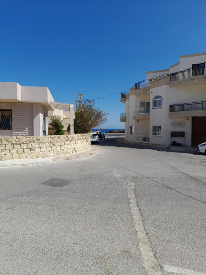 Sunshine Holiday Apartment 4 Next To The Sea St. Paul's Bay Bagian luar foto