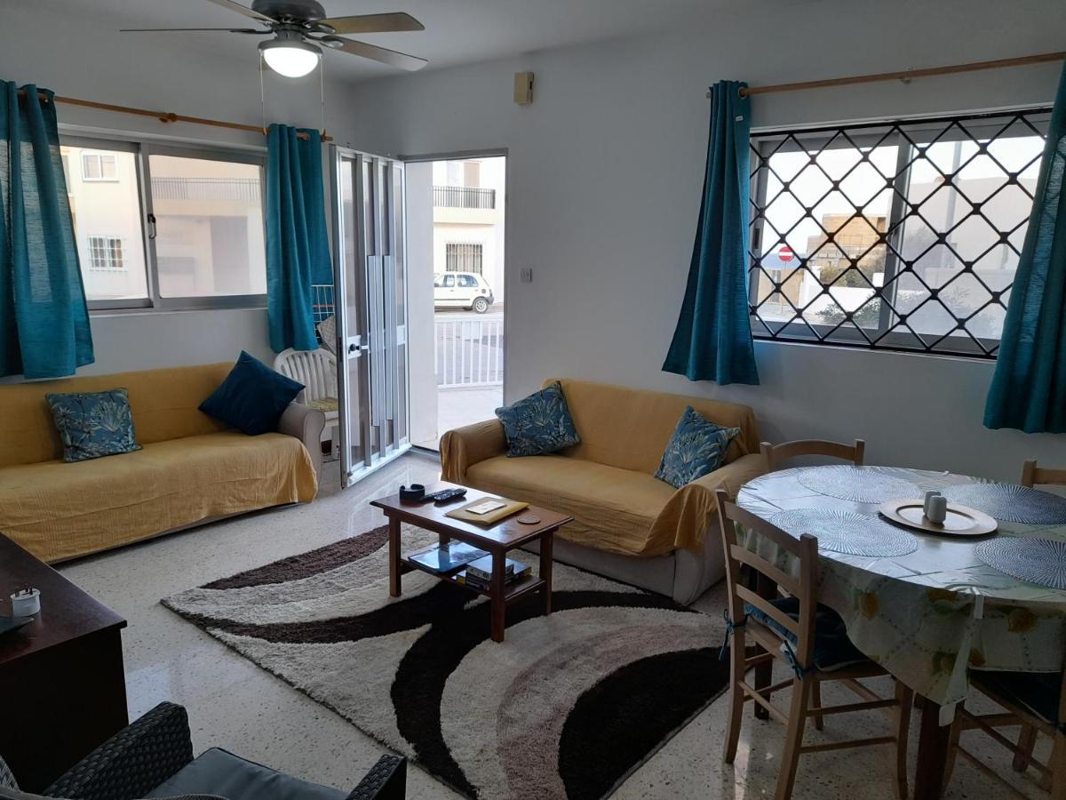 Sunshine Holiday Apartment 4 Next To The Sea St. Paul's Bay Bagian luar foto